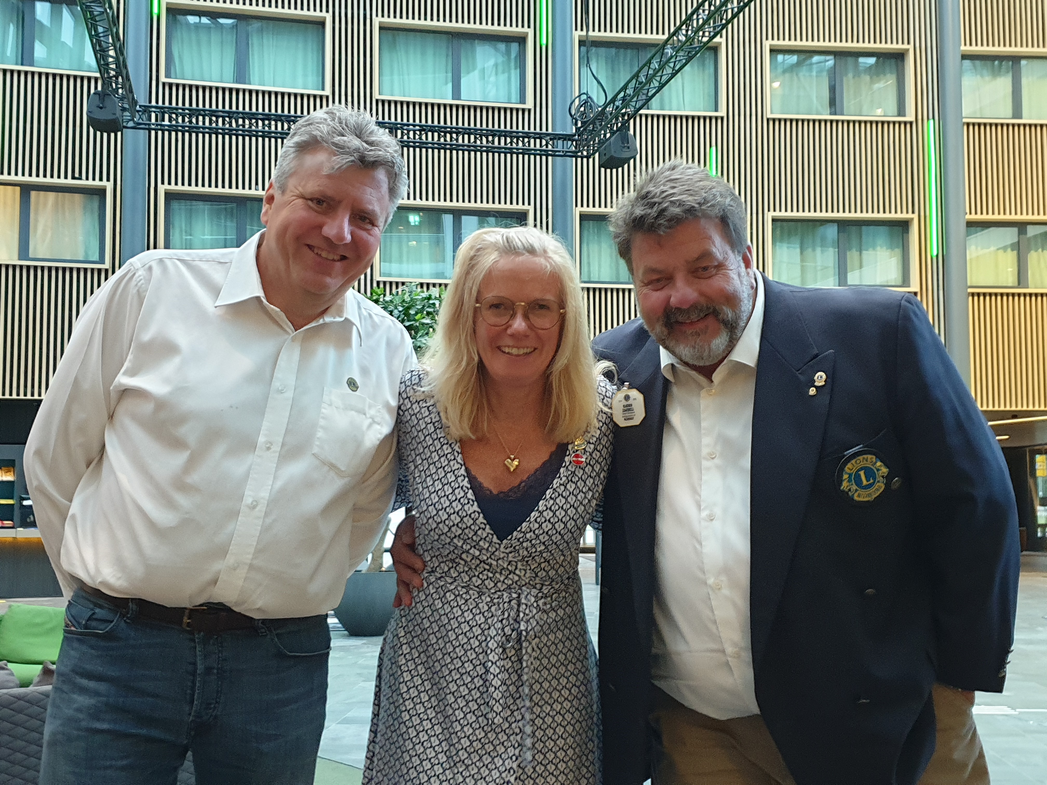 Artikkelbilde til artikkelen Målet er nådd for kronerullingen for Lions Tulipan